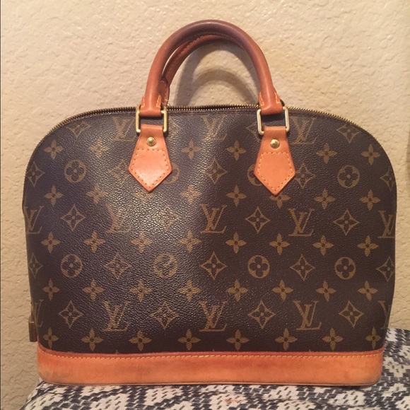 Alma Pm Monogram Louis Vuitton Handbag