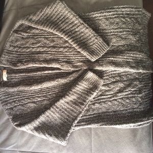 Gray Knit Crardigan