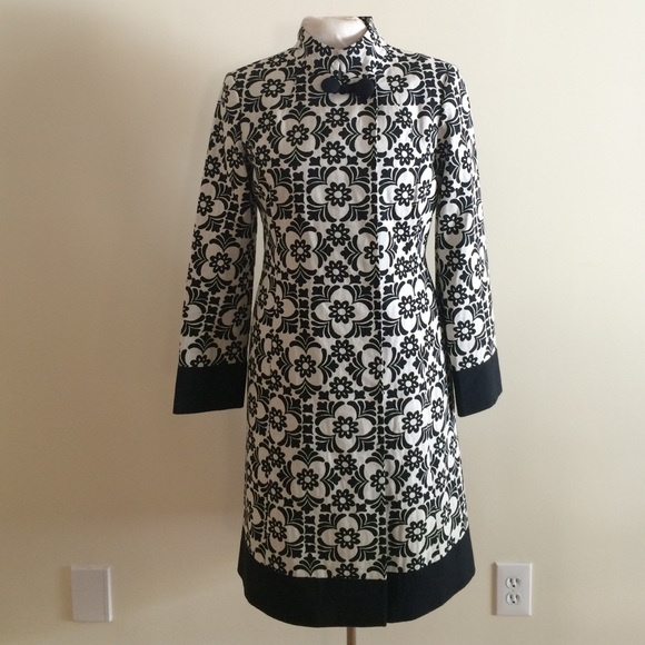 Lilly Pulitzer Jackets & Blazers - Lilly Pulitzer trench coat