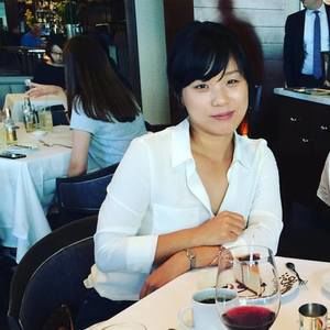 Meet your Posher, Chloe