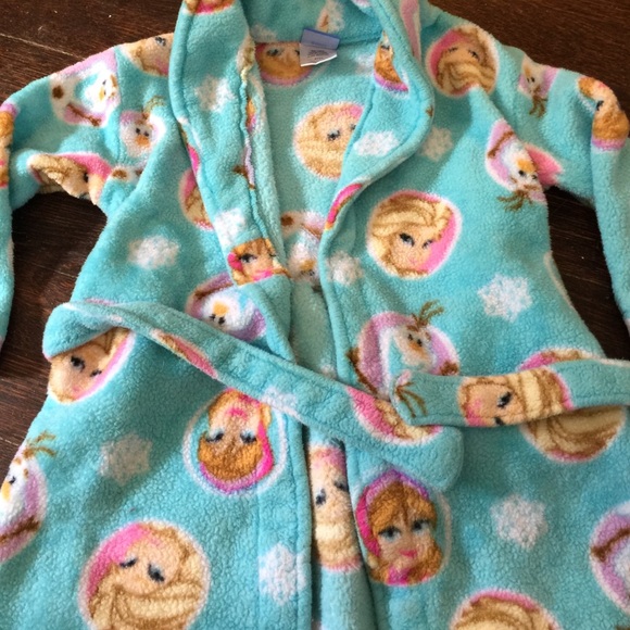 Bathrobe - Picture 2 of 3