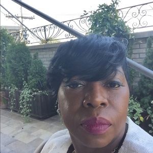 Meet your Posher, Doris