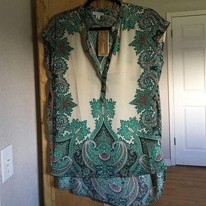 Jun&Ivy ladies blouse NWT!