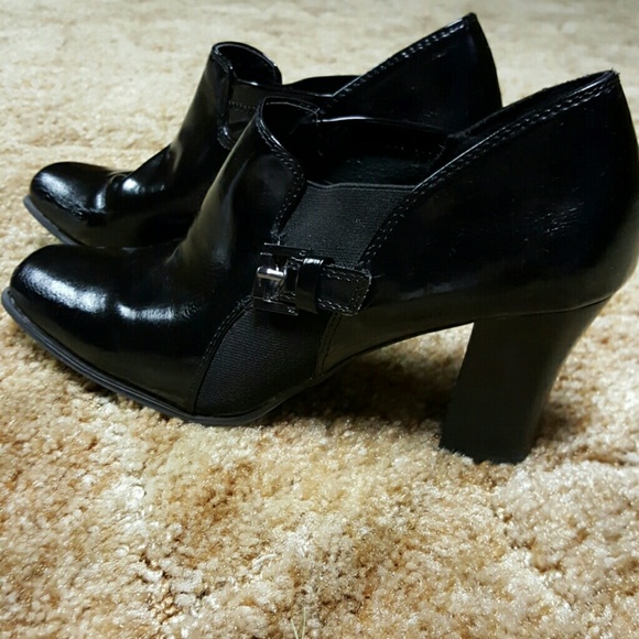 Silver Buckle Black Booties. - Picture 3 of 4