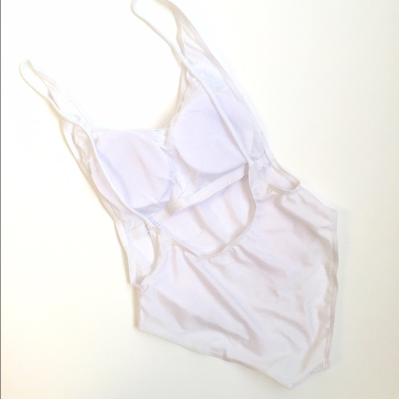 White swimming suite one piece sw119 - Picture 4 of 4