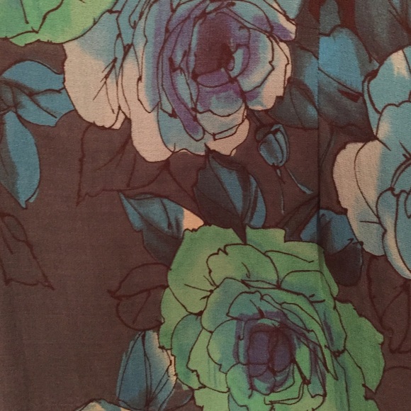 Dress - Picture 4 of 4