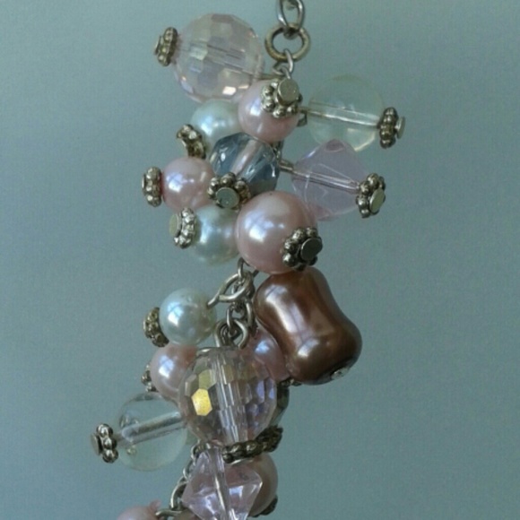 SALE!! Necklace and earring set - Picture 2 of 2