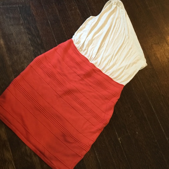 Stretch dress coral and white