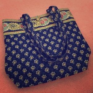Vera Bradley tote - Maison Blue