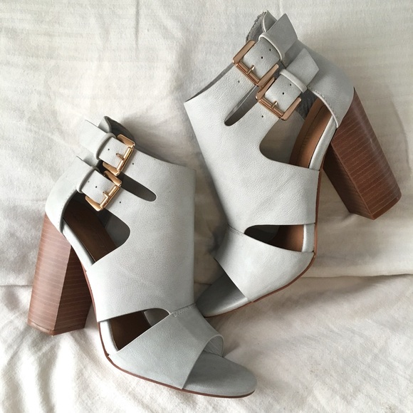 Leila Stone chunky heel shoes