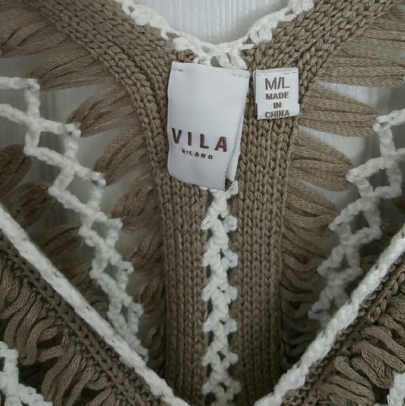 Crochet blouse - Picture 3 of 4