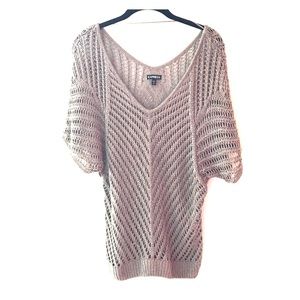 Short sleeve sweater