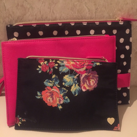 Betsey Johnson make up bag kit