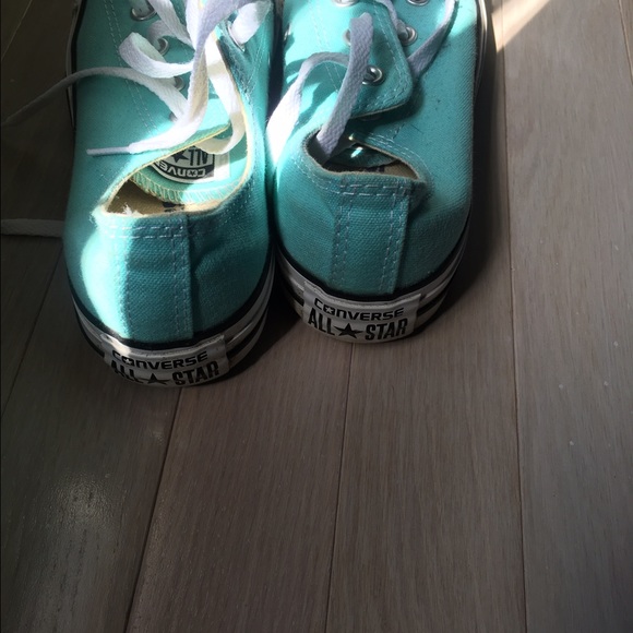 Converse - Picture 2 of 3