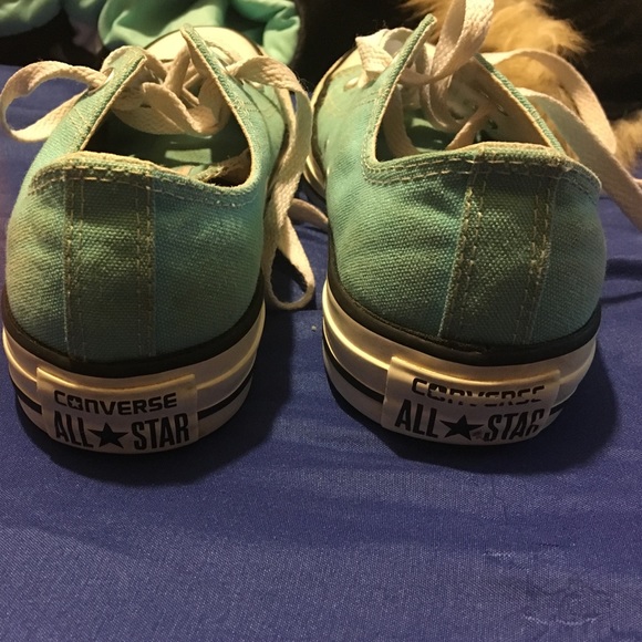 Converse - Picture 3 of 4