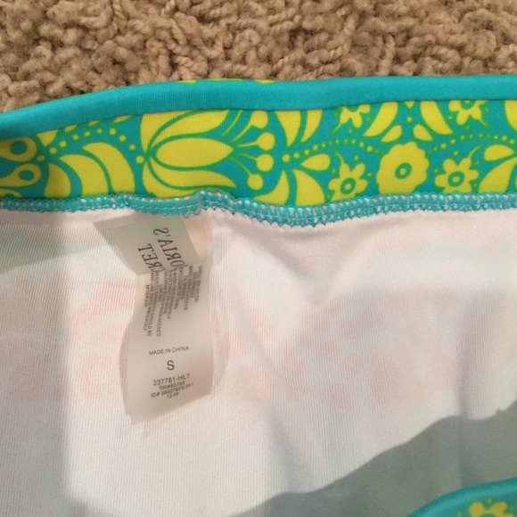 Victoria's Secret swimsuit halter push up small - Picture 4 of 4