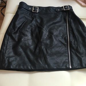 Topshop Black Leather mini skirt US8 petite