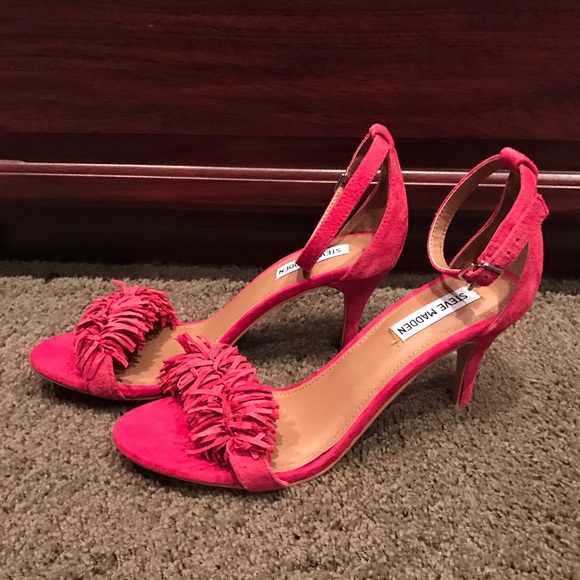 Steve Madden fringe sandals