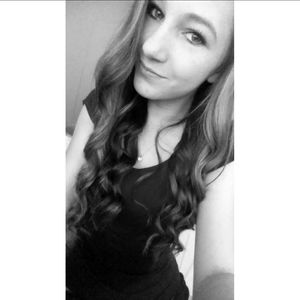 Meet your Posher, Kaitlyn