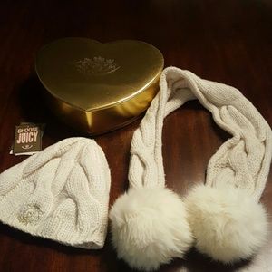 Juicy Couture hat and scarf set with hat box