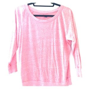 Quarter sleeve shirt