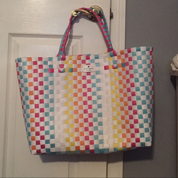 Beautiful kate spade tote!!