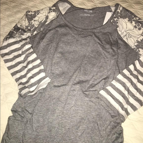 Motherhood maternity casual top TAGS ON