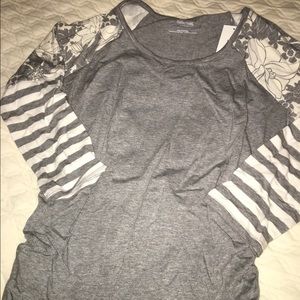 Motherhood maternity casual top TAGS ON