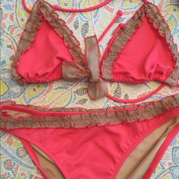 Victoria's Secret string bikini