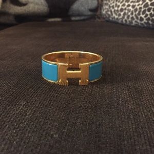 Hermes bracelet in good condition