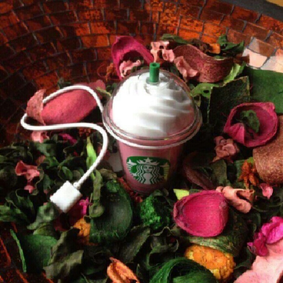 ❌🔋🔋STARBUCKS PORTABLE CHARGER - Picture 2 of 2