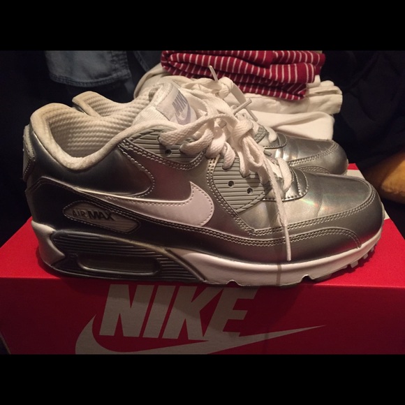 Nike Air Max 90 Metallic Silver