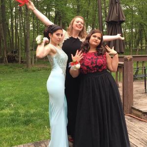 Meet your Posher, Nina