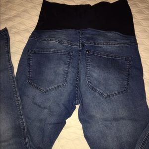 Skinny maternity jeans size 10