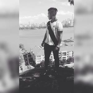 Meet your Posher, Diego