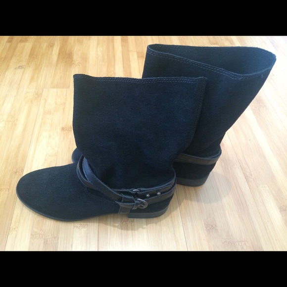 Black suede boots