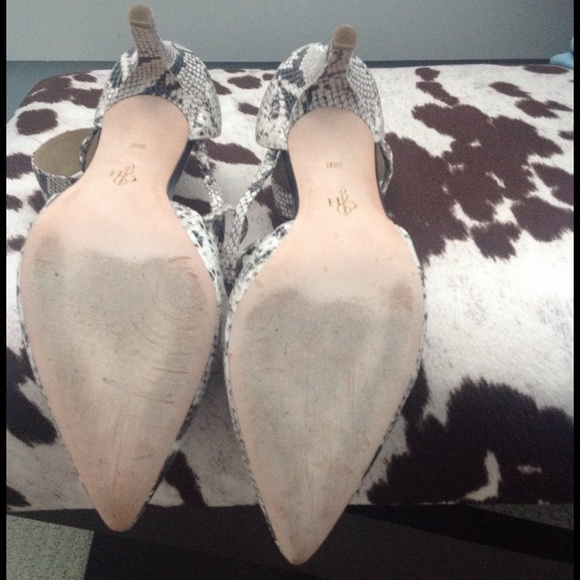 🎉REDUCED🎉Worn once! Leather ankle strap shoes - Picture 4 of 4