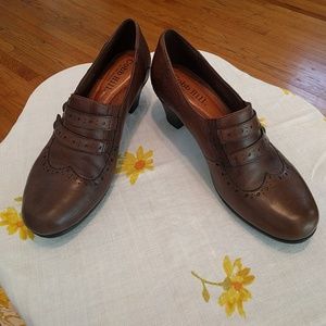 Cobb Hill 9.5M Sally in Bark