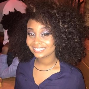 Meet your Posher, Janessa