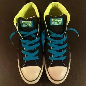 Black converse hi-tops