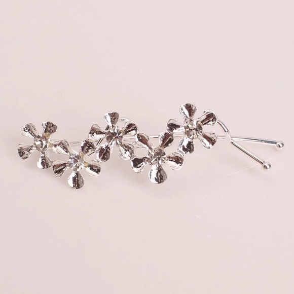 2 Flower Hair Pin Barette Clip Gold Tone Silver - Picture 3 of 4