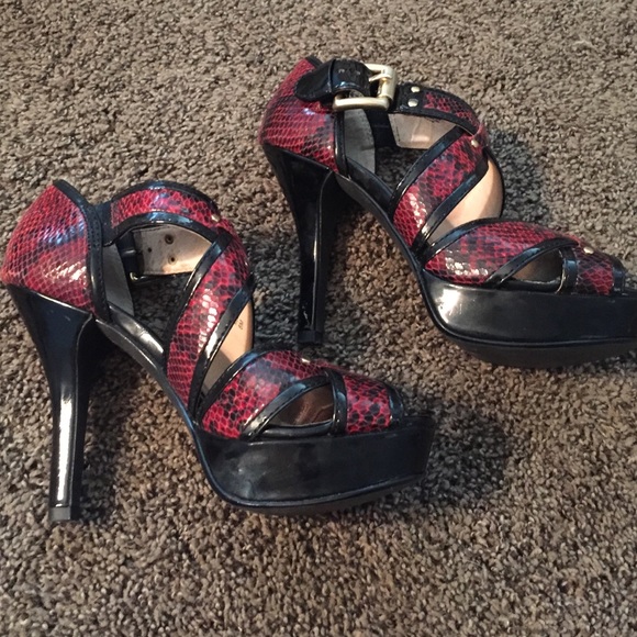 MICHAEL Michael Kors Penelope Heel