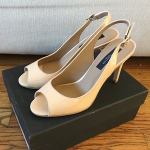 Ann Taylor perfect patent peep sling