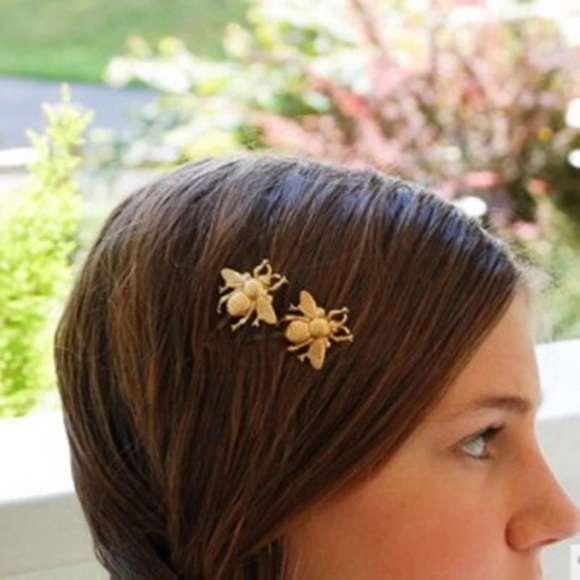 Pair Of Bee Beetle Bug Flying Insect Hairpins (2) - Picture 3 of 4