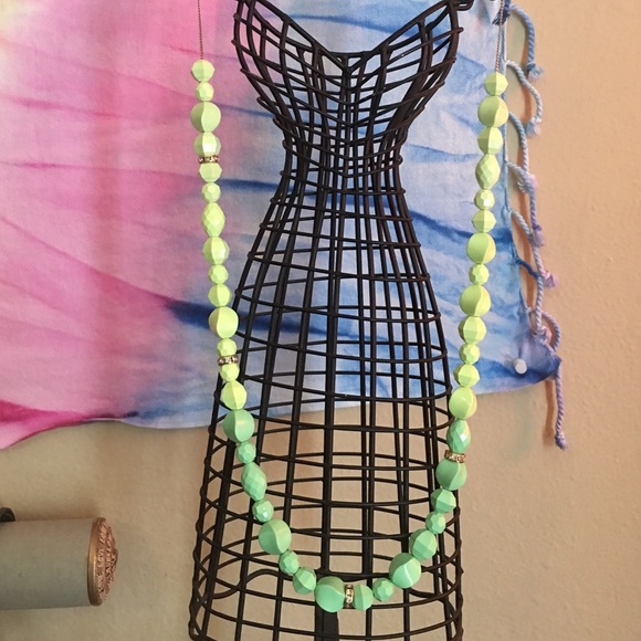Altar'd State Green ombré statement necklace