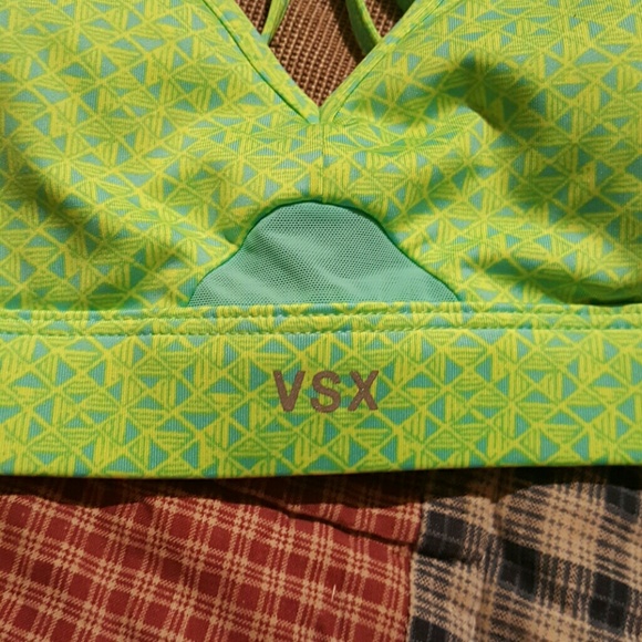 VS Sports Bra (NWTS) - Picture 3 of 3