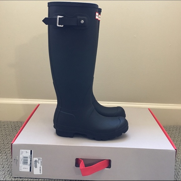 🎉SOLD🎉. Hunter Original Tall Black Matte Boots - Picture 3 of 4