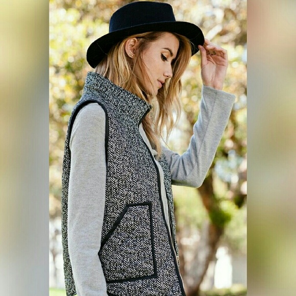 Large only last one Herringbone vest - Picture 2 of 4