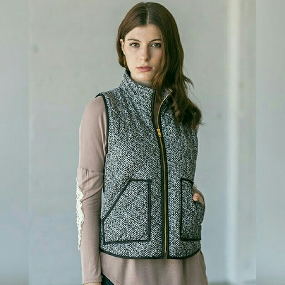 Large only last one Herringbone vest - Picture 3 of 4