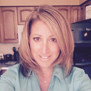 Meet your Posher, Rina